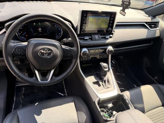Toyota RAV4 Hybrid 4x2 BLACK EDITION NAVI CRUISE LEDER