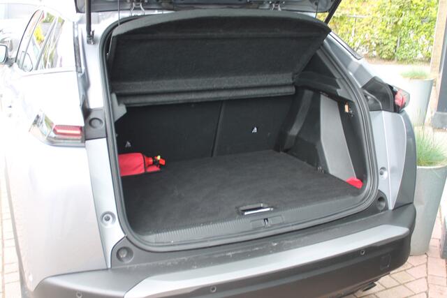 Peugeot 2008 1.2 PureTech 100 Allure