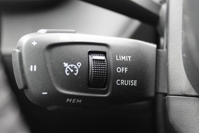 Peugeot 2008 1.2 PureTech 100 Allure