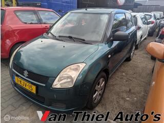 SUZUKI SWIFT 1.3 GLS
