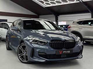 BMW 1-SERIE 120i M-Pakket CarPlay Camera