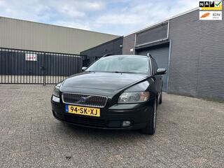 VOLVO V50 2.4 Aut. Clima Cruise Navi Leer PDC Trekhaak APK NAP.