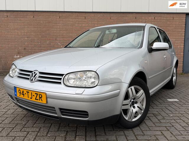 Volkswagen Golf 1.6-16V Highline CLIMATE/STOELVERWARMING 
