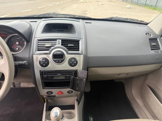 Renault Megane Coup�-Cabriolet 2.0-16V Airco | Nwe APK
