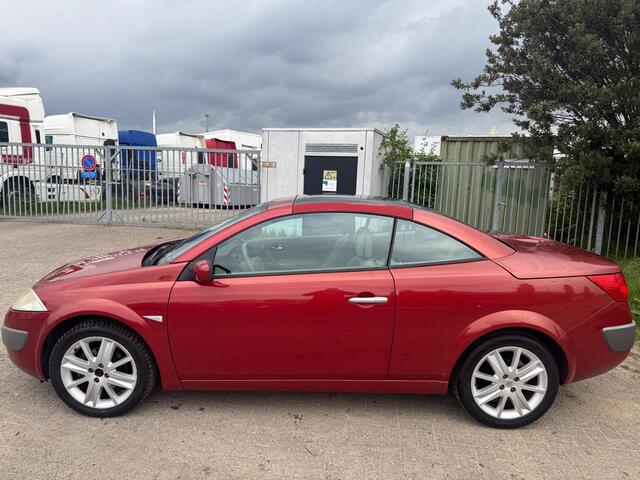 Renault Megane Coup�-Cabriolet 2.0-16V Airco | Nwe APK