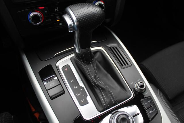 Audi A5 Sportback 1.8 TFSI S Edition / Navigatie / Parkeerhulp achter / 18'' / Half leder / Sportstoelen / Xenon / Cruise Control