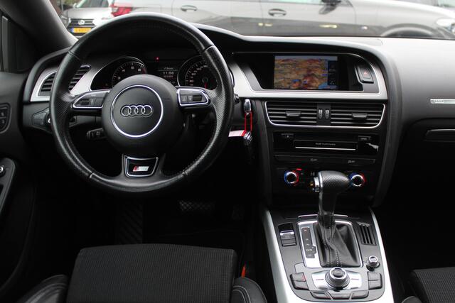 Audi A5 Sportback 1.8 TFSI S Edition / Navigatie / Parkeerhulp achter / 18'' / Half leder / Sportstoelen / Xenon / Cruise Control