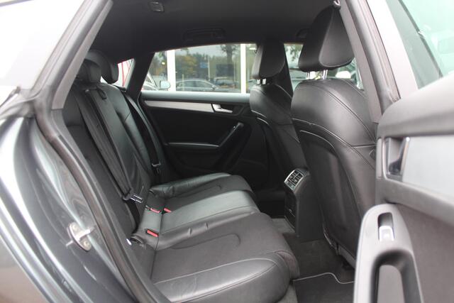 Audi A5 Sportback 1.8 TFSI S Edition / Navigatie / Parkeerhulp achter / 18'' / Half leder / Sportstoelen / Xenon / Cruise Control