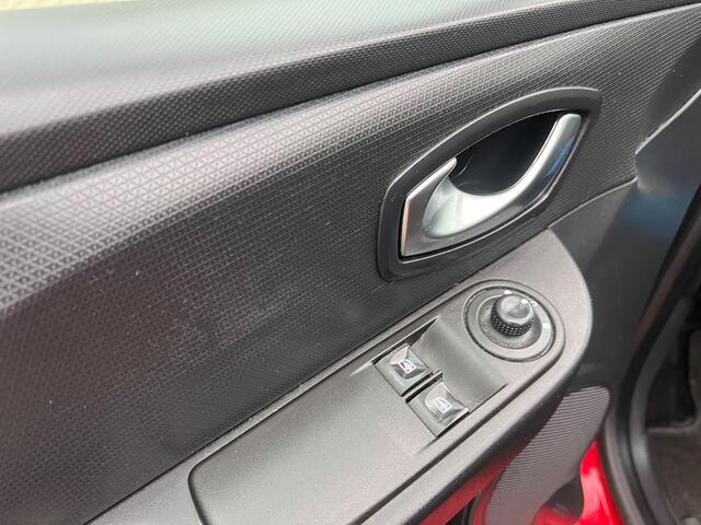 Renault Clio 1.5 dCi ECO Expression - Airco - Cruise - 5 Drs