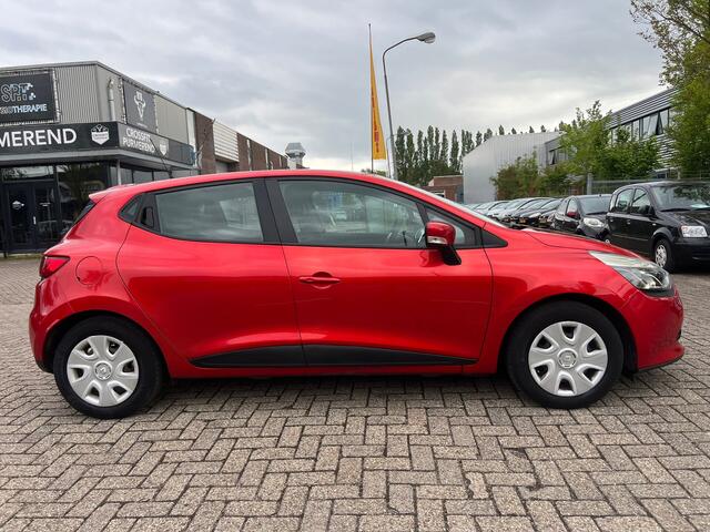 Renault Clio 1.5 dCi ECO Expression - Airco - Cruise - 5 Drs