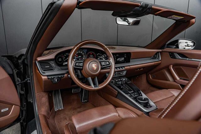 Porsche 992 Carrera 4 Cabrio | Stoelventilatie | 360 | Keyless