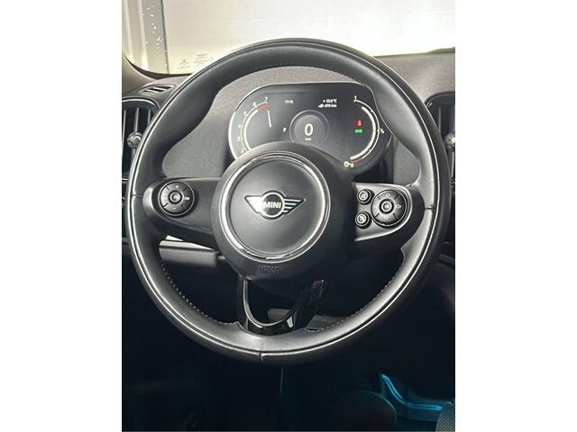 Mini Countryman Mini 1.5 Cooper S E ALL4 Chili | NAVI | CARPLAY/ANDROID | CAMERA | CRUISE CONTROL | CLIMATE CONTROL | LMV 18'' | PDC | STOELVERWARMING | KE