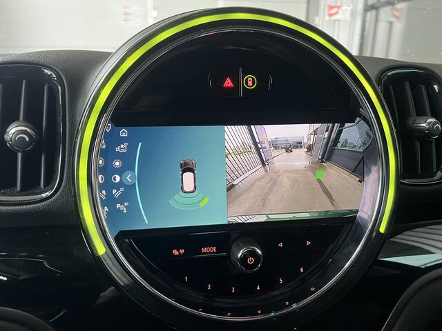 Mini Countryman Mini 1.5 Cooper S E ALL4 Chili | NAVI | CARPLAY/ANDROID | CAMERA | CRUISE CONTROL | CLIMATE CONTROL | LMV 18'' | PDC | STOELVERWARMING | KE