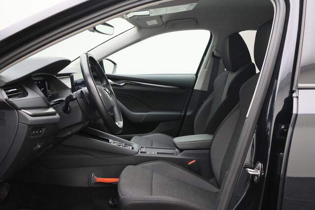 Skoda Octavia Combi 1.0 e-TSI Business Edition Virtual Cockpit, Keyless, LED, Apple Carplay, PDC
