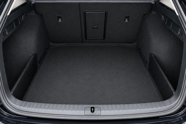 Skoda Octavia Combi 1.0 e-TSI Business Edition Virtual Cockpit, Keyless, LED, Apple Carplay, PDC