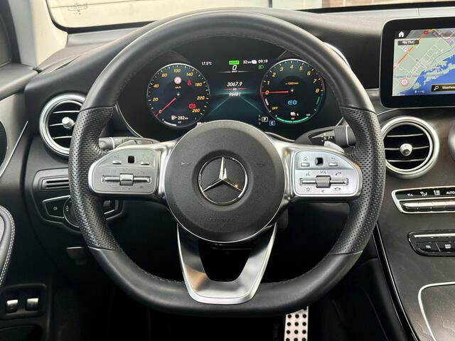 Mercedes-Benz GLC-Klasse 300e 4MATIC Business Solution AMG | 360� Camera | Night Pakket | Panoramadak | Dodehoekassistent | Elektrisch Verstelbare Stoelen + Memory 