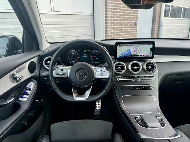 Mercedes-Benz GLC-Klasse 300e 4MATIC Business Solution AMG | 360� Camera | Night Pakket | Panoramadak | Dodehoekassistent | Elektrisch Verstelbare Stoelen + Memory 