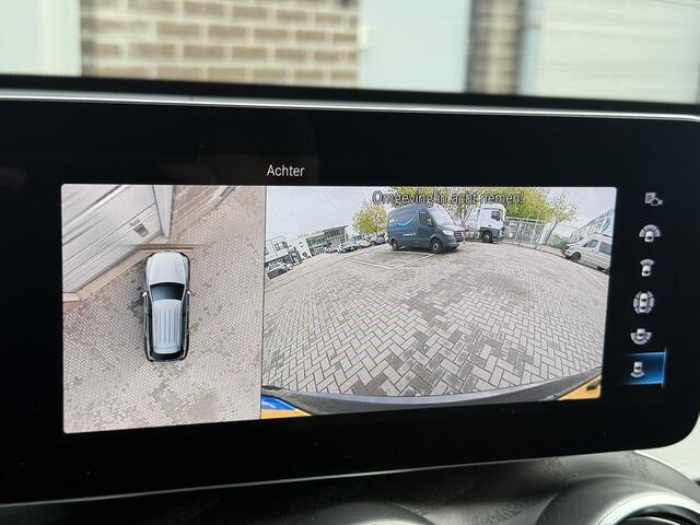 Mercedes-Benz GLC-Klasse 300e 4MATIC Business Solution AMG | 360� Camera | Night Pakket | Panoramadak | Dodehoekassistent | Elektrisch Verstelbare Stoelen + Memory 