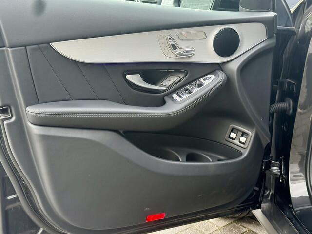 Mercedes-Benz GLC-Klasse 300e 4MATIC Business Solution AMG | 360� Camera | Night Pakket | Panoramadak | Dodehoekassistent | Elektrisch Verstelbare Stoelen + Memory 
