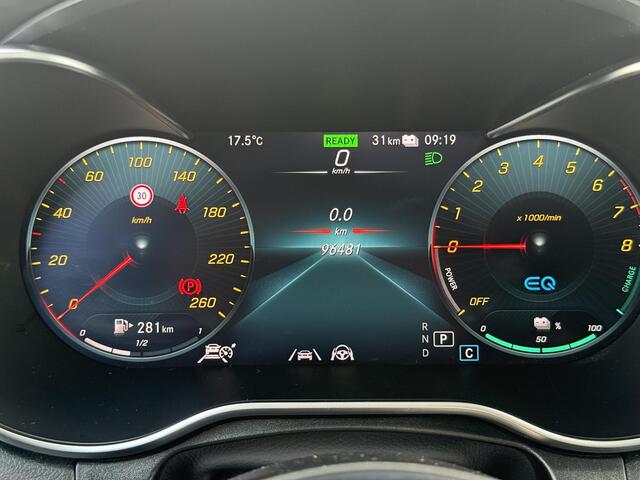 Mercedes-Benz GLC-Klasse 300e 4MATIC Business Solution AMG | 360� Camera | Night Pakket | Panoramadak | Dodehoekassistent | Elektrisch Verstelbare Stoelen + Memory 