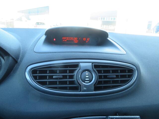 Renault Clio 1.4-16V Dynamique S