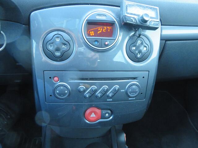 Renault Clio 1.4-16V Dynamique S