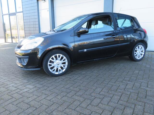 Renault Clio 1.4-16V Dynamique S