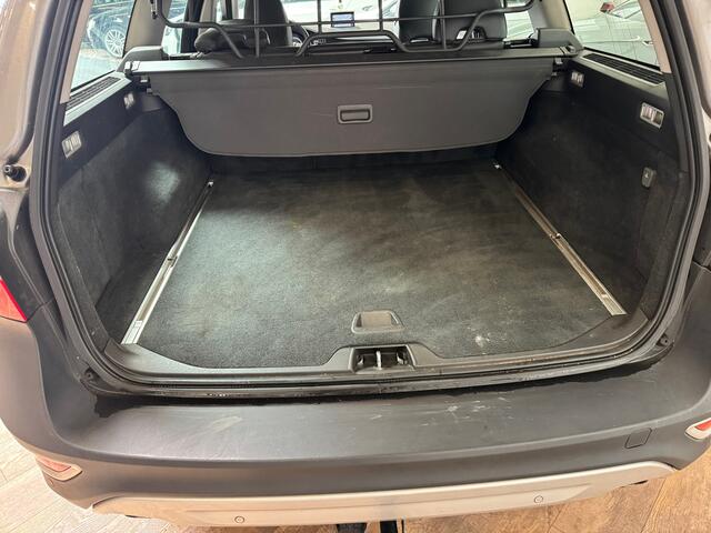 Volvo XC70 2.4 D5 Summum / AWD / Automaat / LEDER / CRUISE / BLIS / Memory /