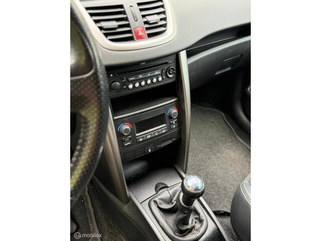 Peugeot 207 SW 1.6 VTi XS