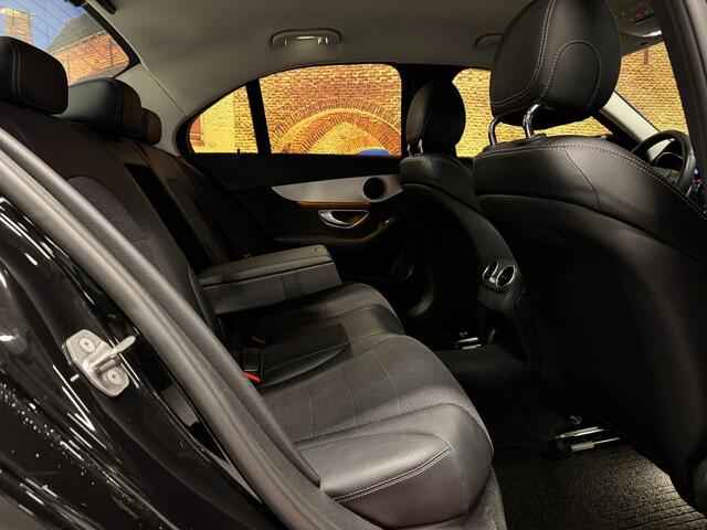 Mercedes-Benz C-Klasse 180 Business Solution Automaat LED Navi
