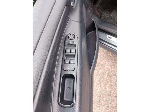 Peugeot 207 SW Outdoor 1.6 VTi XS