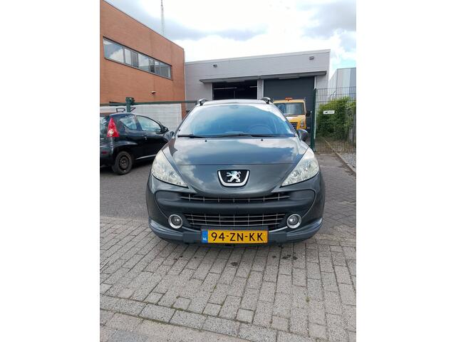 Peugeot 207 SW Outdoor 1.6 VTi XS