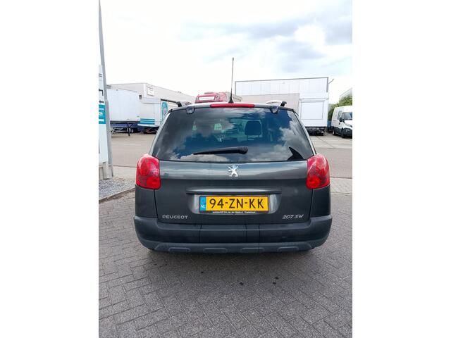 Peugeot 207 SW Outdoor 1.6 VTi XS