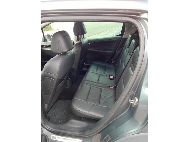 Peugeot 207 SW Outdoor 1.6 VTi XS