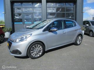 PEUGEOT 208 1.2 PureTech Allure Camera Carplay Airco Cruise
