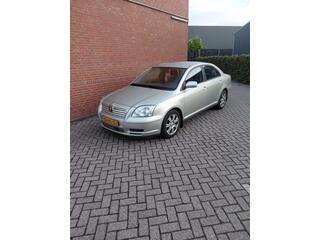 TOYOTA AVENSIS 1.6 VVTi Linea Terra