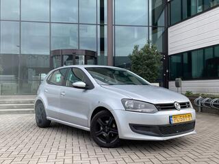 Volkswagen Polo (2009 - 2017)