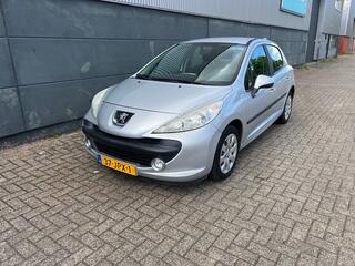 PEUGEOT 207 1.4 VTi Look
