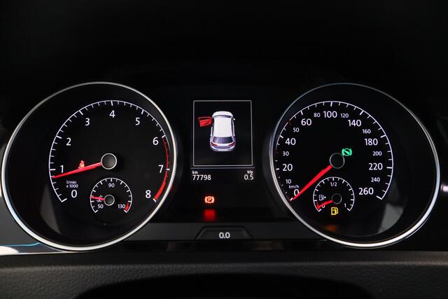Volkswagen Golf 1.5 TSI Highline R-Line Cruise/Climate PDC Trekhaak LED Carplay