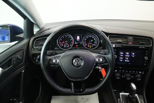 Volkswagen Golf 1.5 TSI Highline R-Line Cruise/Climate PDC Trekhaak LED Carplay