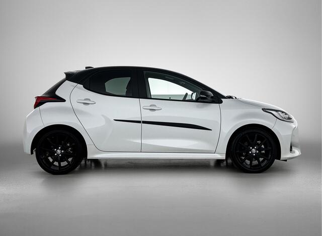 Toyota Yaris 1.5 Hybrid Executive | Head Up Display | Blind Spot | Parkeersensoren |