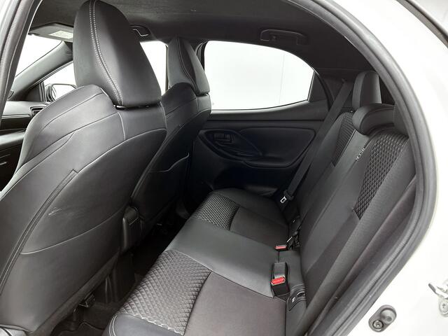 Toyota Yaris 1.5 Hybrid Executive | Head Up Display | Blind Spot | Parkeersensoren |