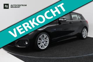 BMW 1-SERIE 118i High Executive M-Sport Automaat (M-PAKKET, STOELVERWARMING, GROOT-NAVIGATIE, PARKEERSENSOREN, DEALER ONDERHOUDEN)