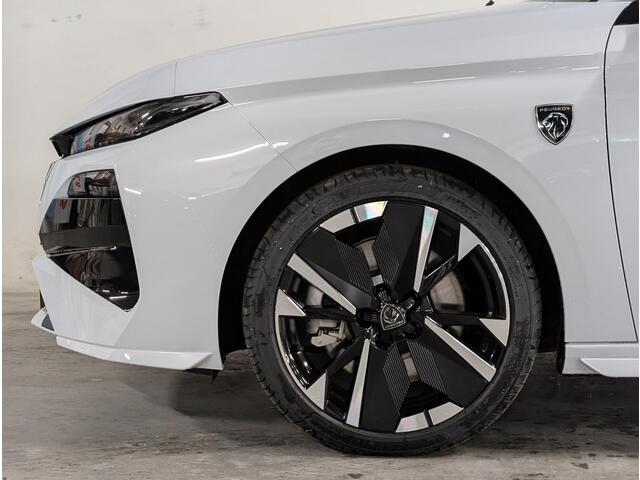 Peugeot 308 SW GT 1.6 PHEV 195pk | SCHUIF/KANTELDAK | NAVI | 360� CAMERA | KEYLESS | CLIMA | APPLE CARPLAY / ANDROID AUTO |