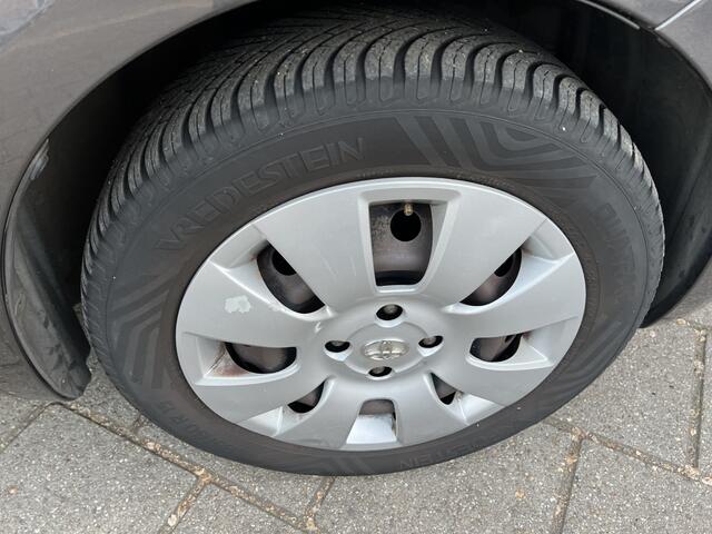 Toyota Yaris 1.3 VVTi Comfort
