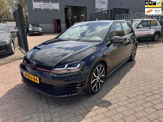 Volkswagen Golf VII