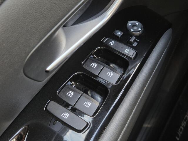 Hyundai Tucson 1.6 T-GDI PHEV Premium 4WD / Fabrieksgarantie tot 10-2027 / Dealer onderhouden / Trekgewicht 1350 kg / Elektrische achterklep / Rondomzicht cam