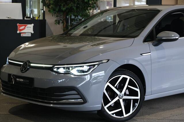 Volkswagen Golf 8 1.5 eTSI Style DSG Navi IQ Led Cam Acc Pdc