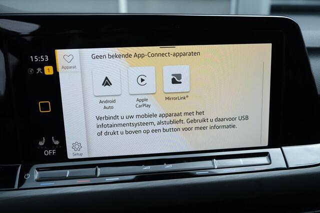 Volkswagen Golf 8 1.5 eTSI Style DSG Navi IQ Led Cam Acc Pdc