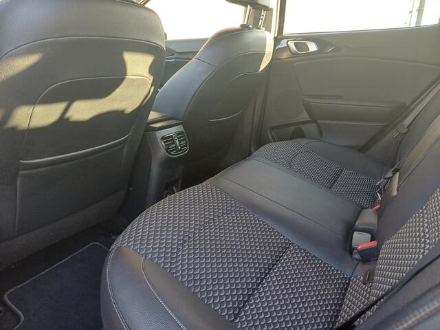 KIA Xceed 1.5 T-GDi DCT DynamicLine | AUTOMAAT | CAMERA | NAVI | APPLE CARPLAY/ ANDROID AUTO | 1410KG TREKGEWICHT | Wij bieden ook financiering mogelijkhe